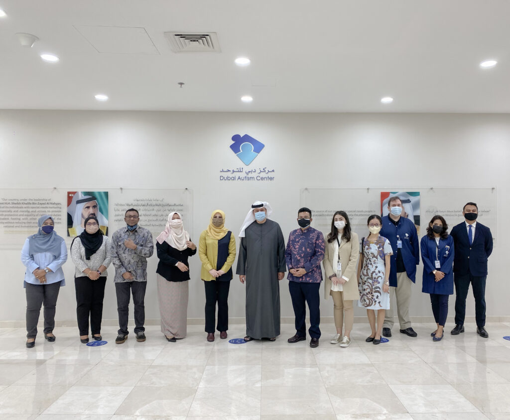 Malaysian Delegates with DAC Management